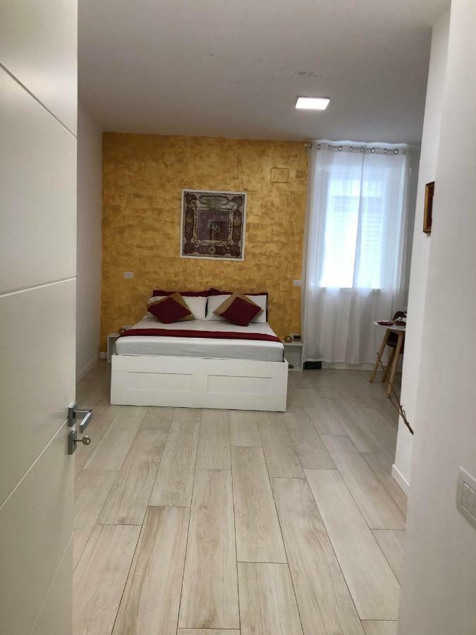 Fv Studios Riviera Наполи Екстериор снимка